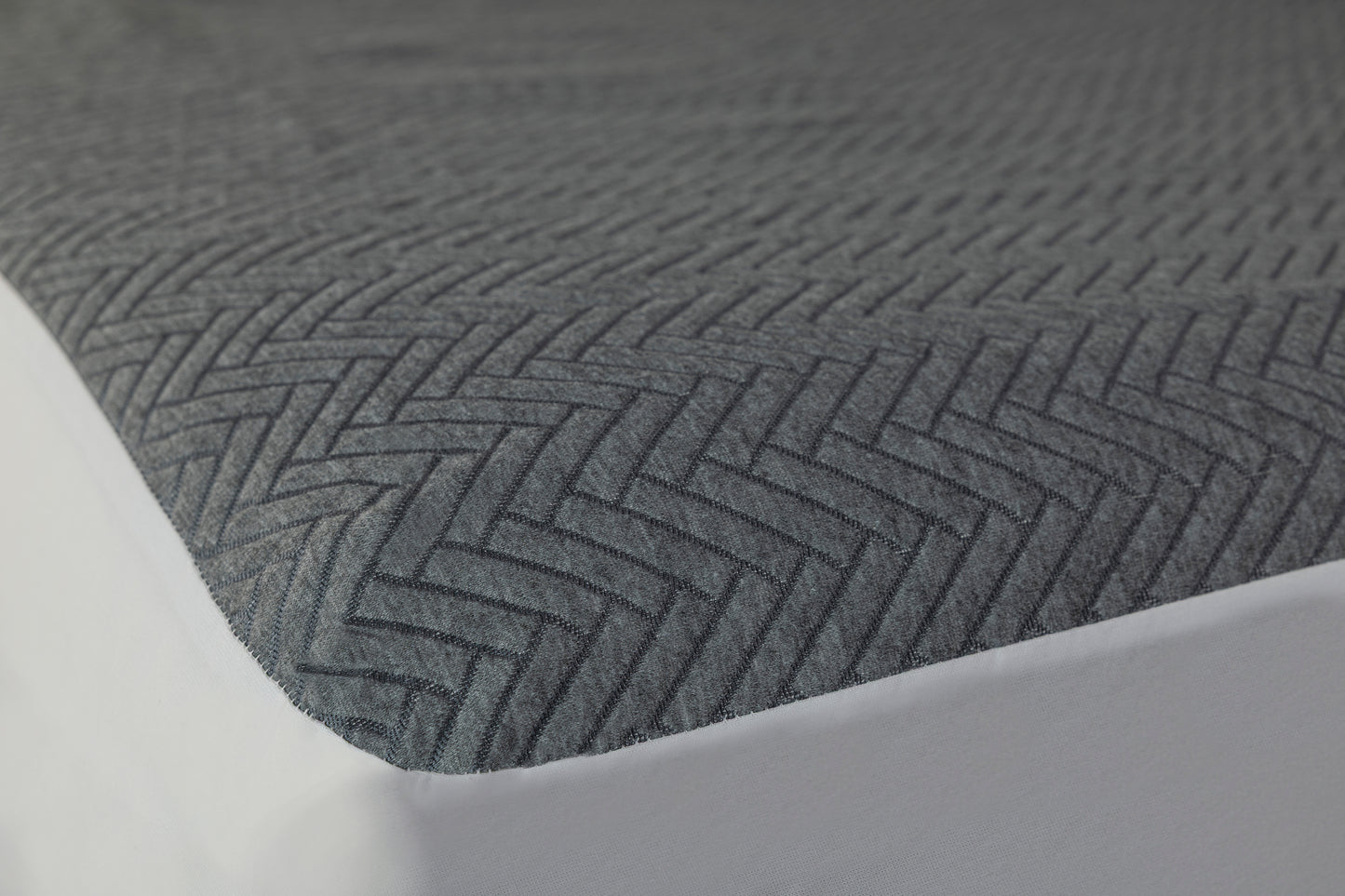 Protège-matelas au charbon actif